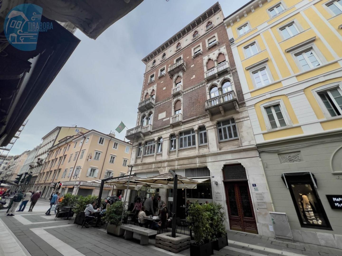 Apartament San Nicolo 14 Tirabora Short Rent Triest Zewnętrze zdjęcie